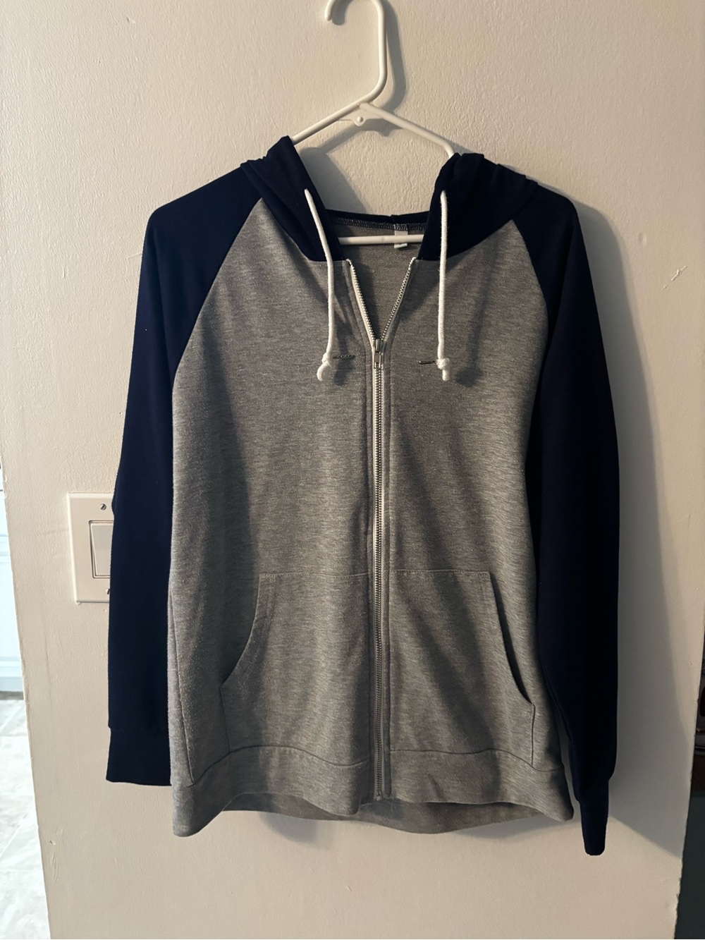 Women’s Two-Tone Zip Hoodie Jacket - Gray & Navy